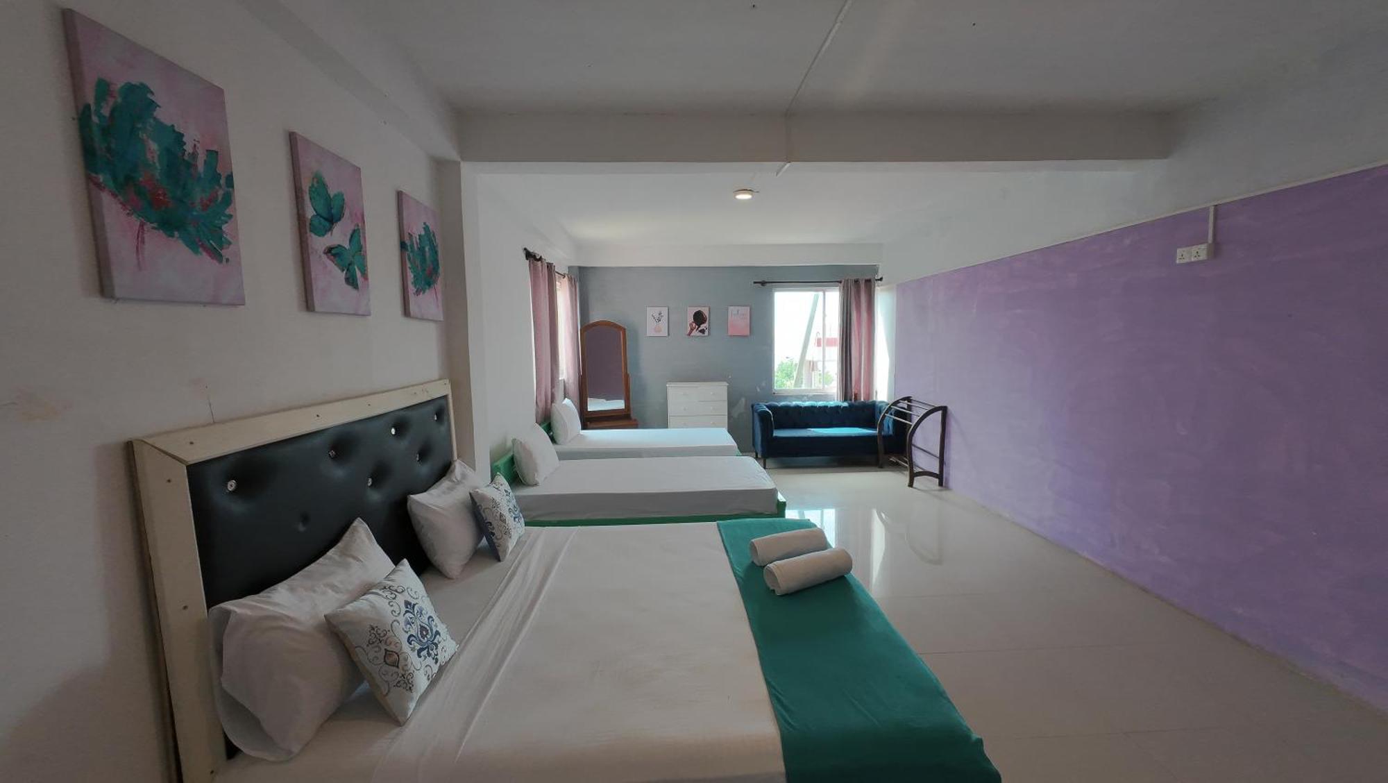 Hotel One World Mirissa